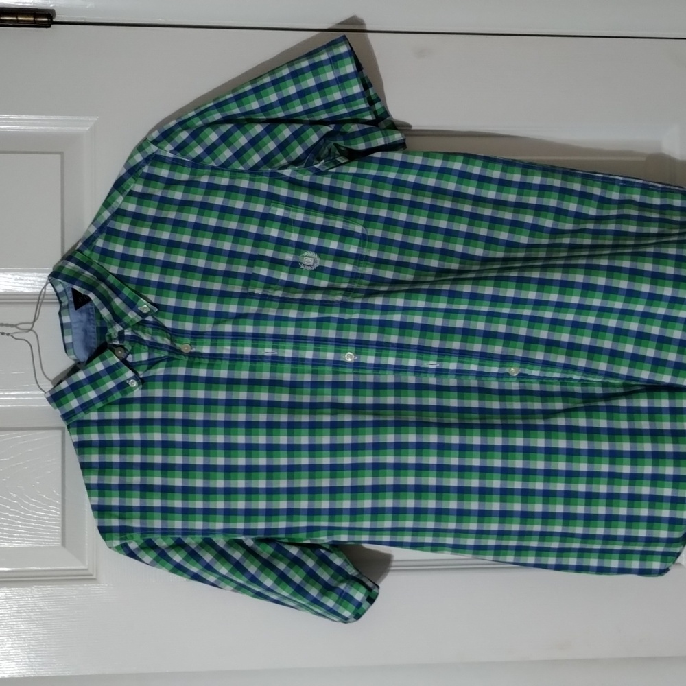 Chaps Short sleeve button down green and blue plaid shirt L